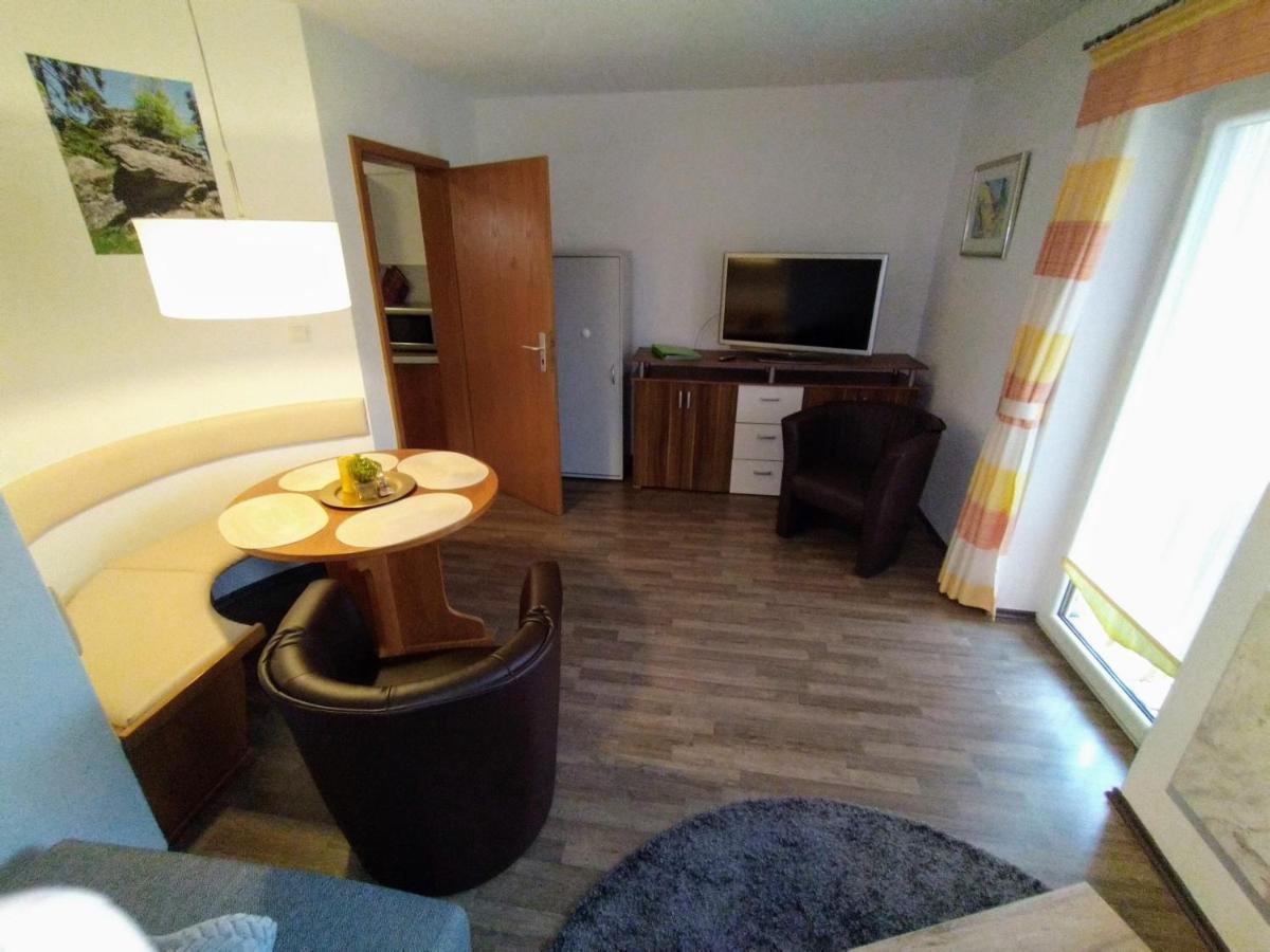 Cu-Ferienwohnungen - Nur Fuer Urlaubsgaeste Grafenwiesen Exterior foto